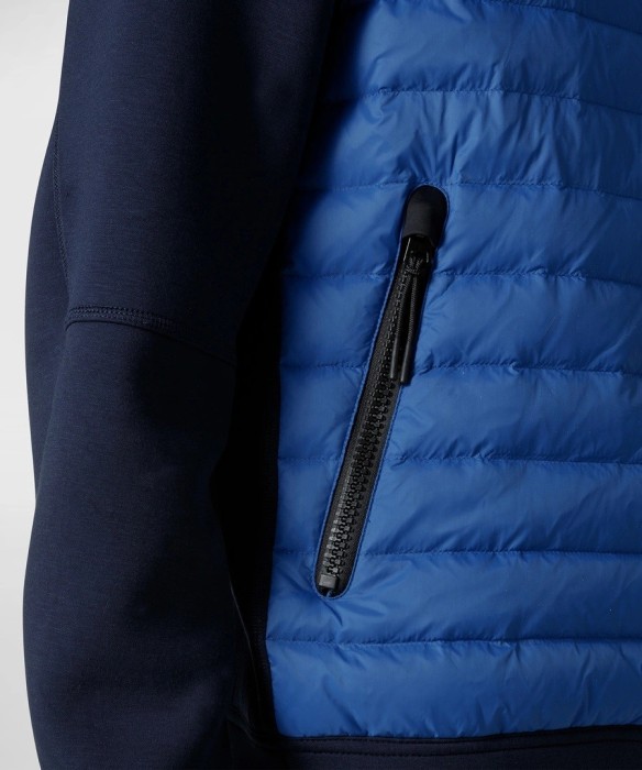 Товар с артикулом PEU426901181535 вид сзади