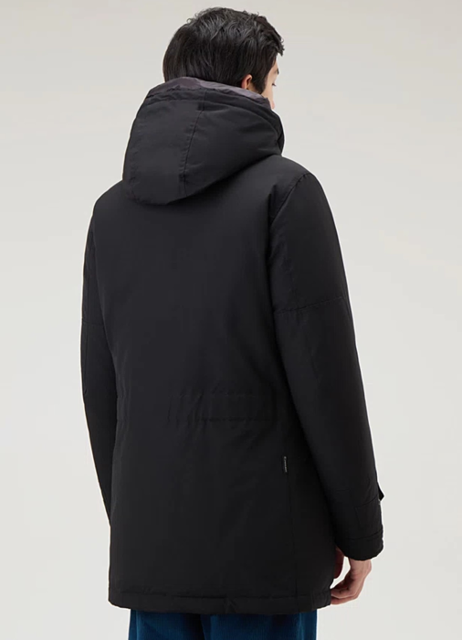 куртка мужская polar high collar parka  от бренда woolrich вид слева