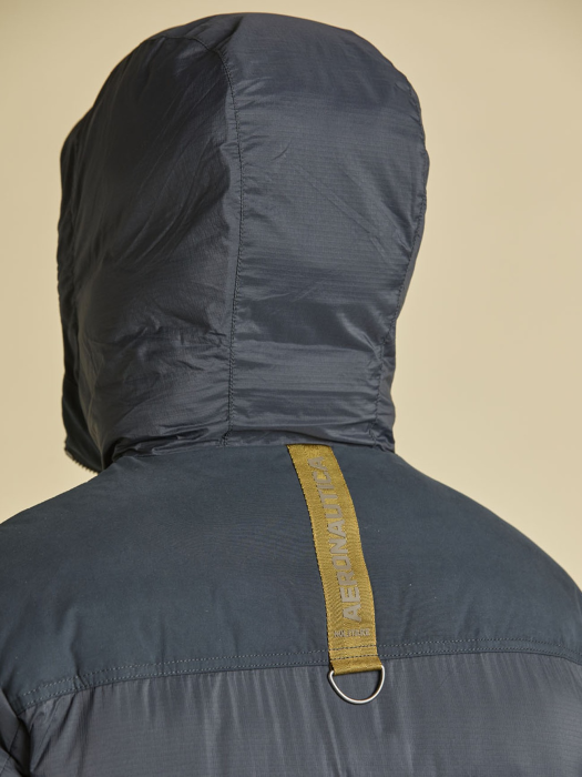 куртка мужская  по цене 55120 руб вид справа