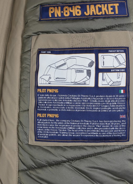 куртка мужская  по цене 46160 руб вид справа