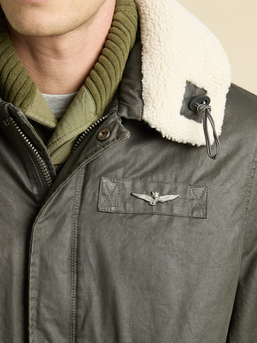 куртка мужская  по цене 55040 руб вид справа