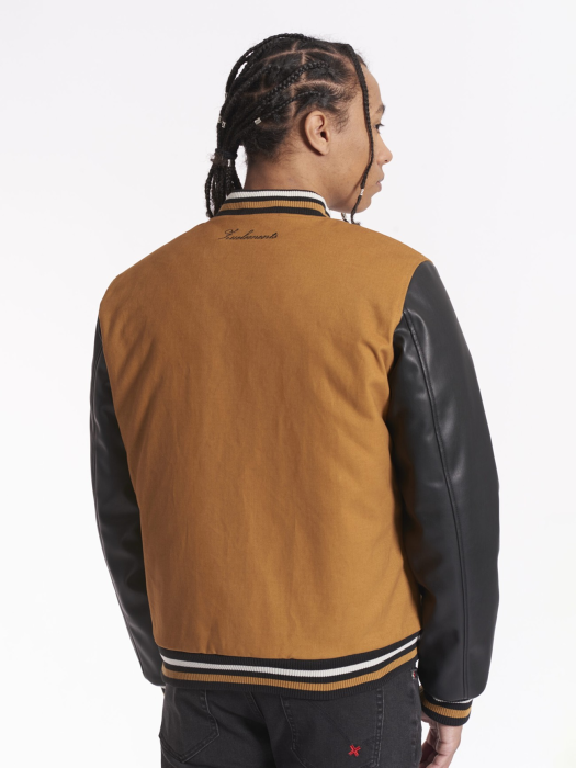 Товар с артикулом ZU136410160019 вид сзади