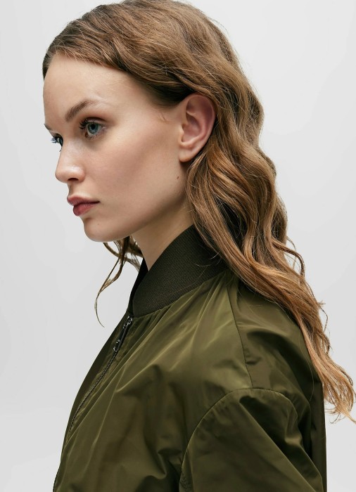 куртка женская c_jidori  по цене 24960 руб вид справа