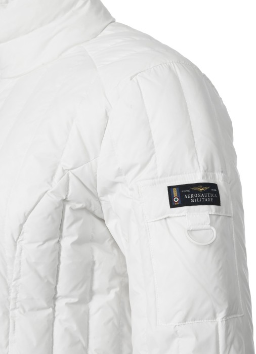 куртка женская down jacket  повседневного стиля с лицевой стороны