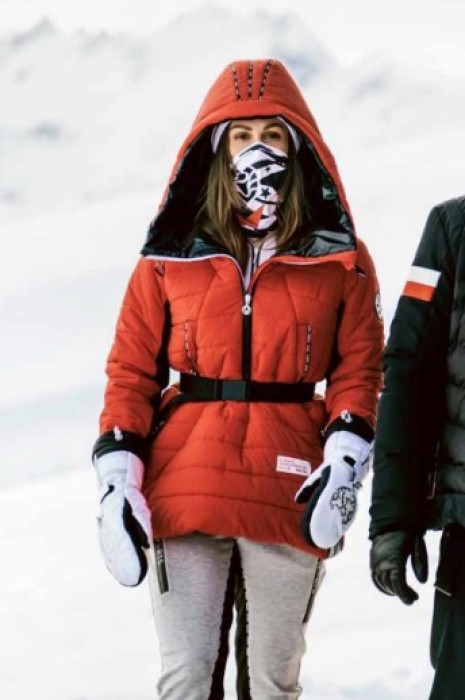 куртка женская г/л xanthe m.k.  от бренда sportalm вид слева