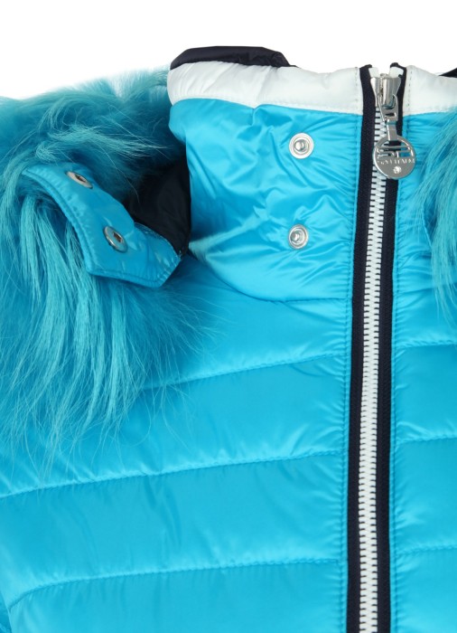 Товар голубого цвета с внутренней стороны