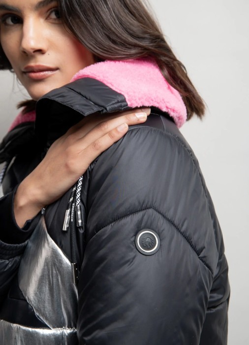 Продукция для женщин фото