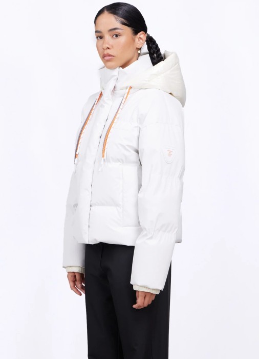 Товар с артикулом H23LILIGUM вид сзади