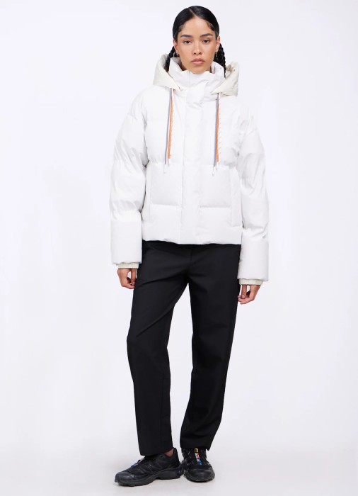 Продукция для женщин фото