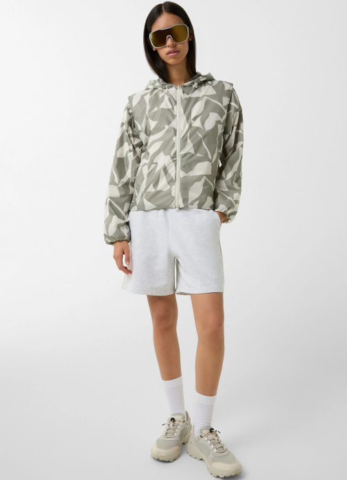 куртка женская sumi   по цене 44480 руб вид справа