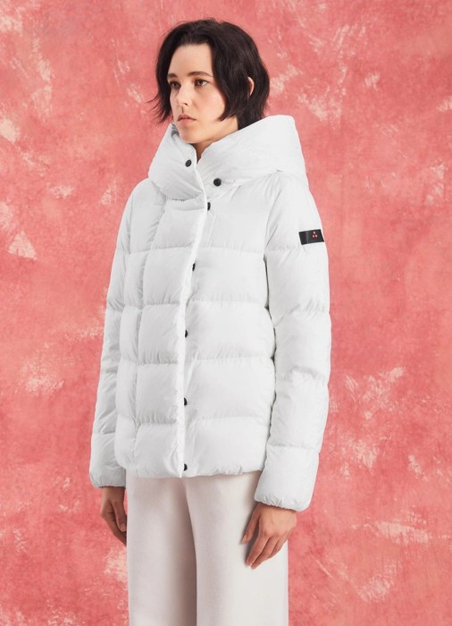 куртка женская tucano mqe  из проверенных материалов спереди