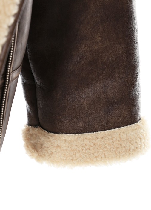 куртка женская  по цене 64500 руб вид справа