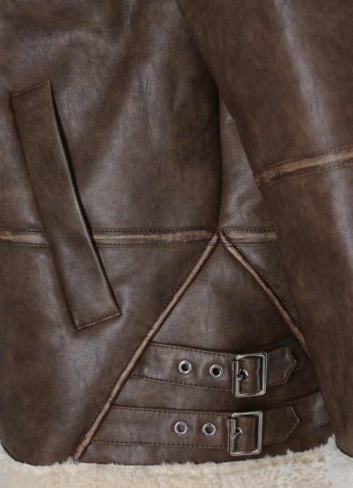 куртка женская  универсального стиля с лицевой стороны