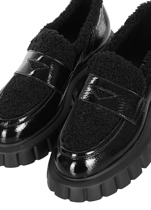 лоферы женские grenelle mok fur  от бренда voile blanche вид слева