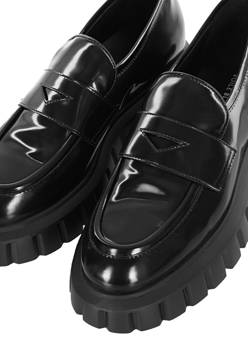 лоферы женские grenelle mok от бренда voile blanche вид слева