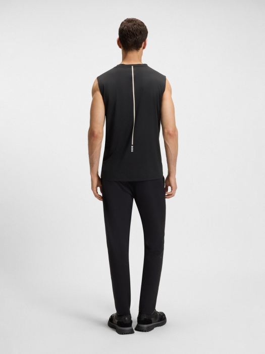 майка мужская tank toc  от бренда boss вид слева