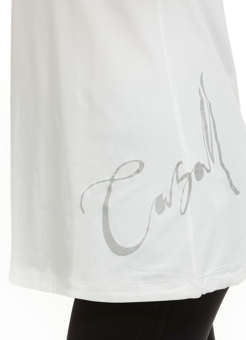 Товар белого цвета с внутренней стороны