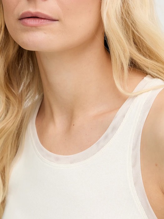 майка женская c_eplie  от бренда boss вид слева