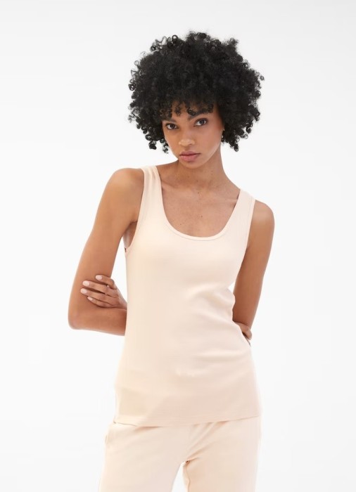 майка женская daria  от бренда juvia вид слева