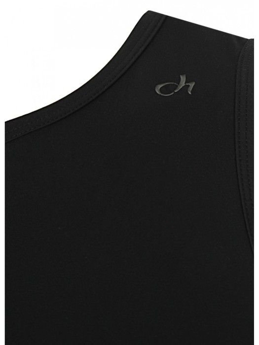 Товар черного цвета с внутренней стороны