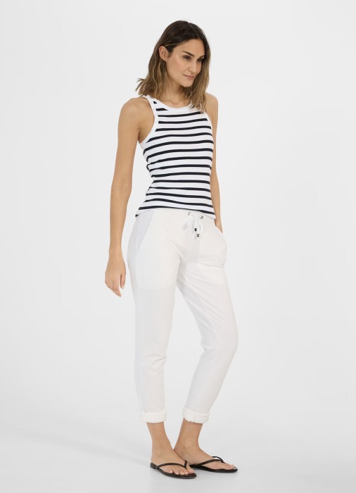 майка женская gaby  от бренда juvia вид слева