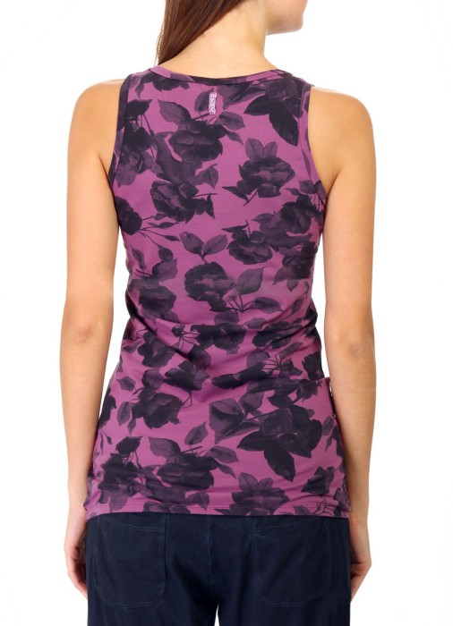 Товар бордового цвета с внутренней стороны