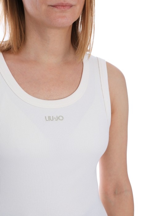 майка женская  из италии вид сбоку