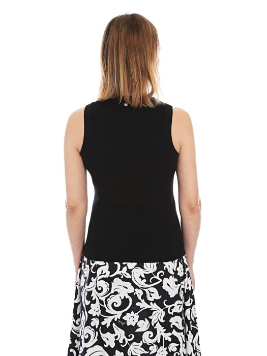 майка женская  из италии вид сбоку