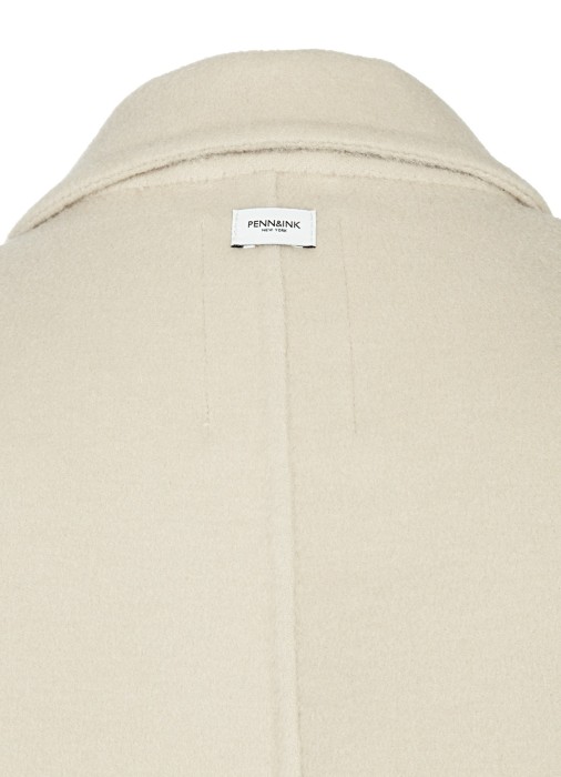 пальто женское  из америки вид сбоку