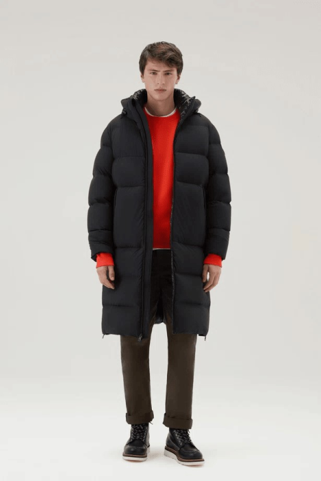 парка мужская sierra supreme down parka  от бренда woolrich вид слева