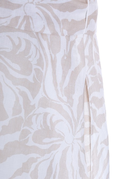 Товар разноцветного цвета с внутренней стороны