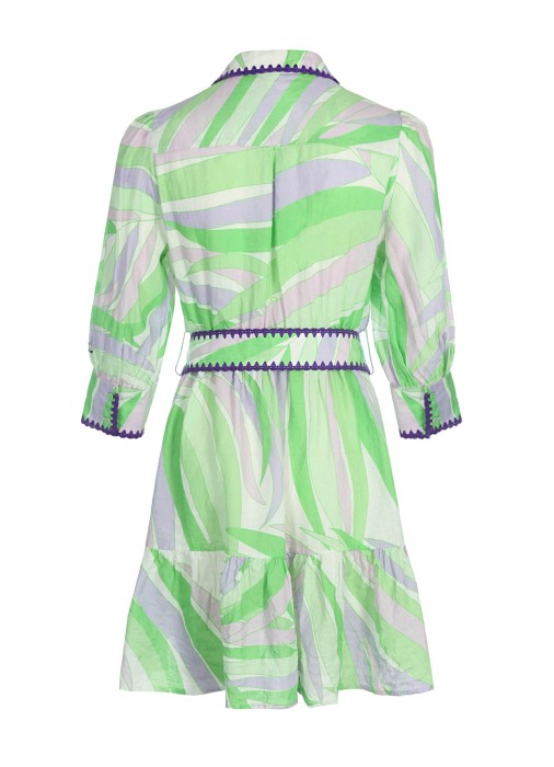 Товар зеленого цвета с внутренней стороны