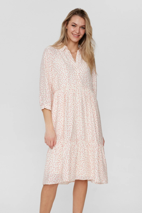 Товар белого цвета с внутренней стороны