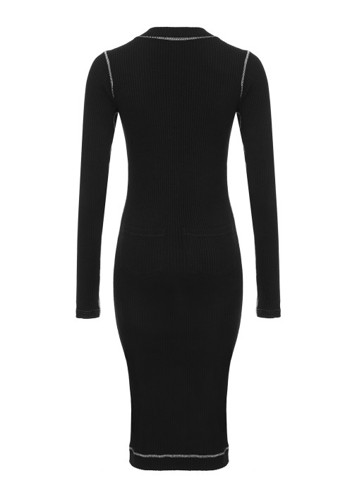 Товар черного цвета с внутренней стороны