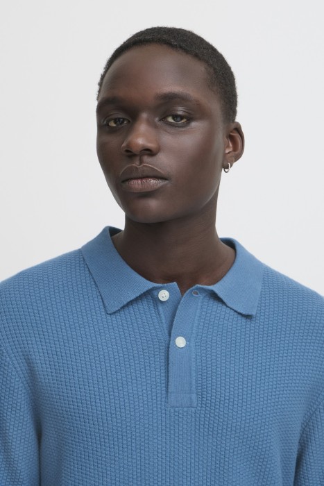 поло мужское aiden  из америки вид сбоку