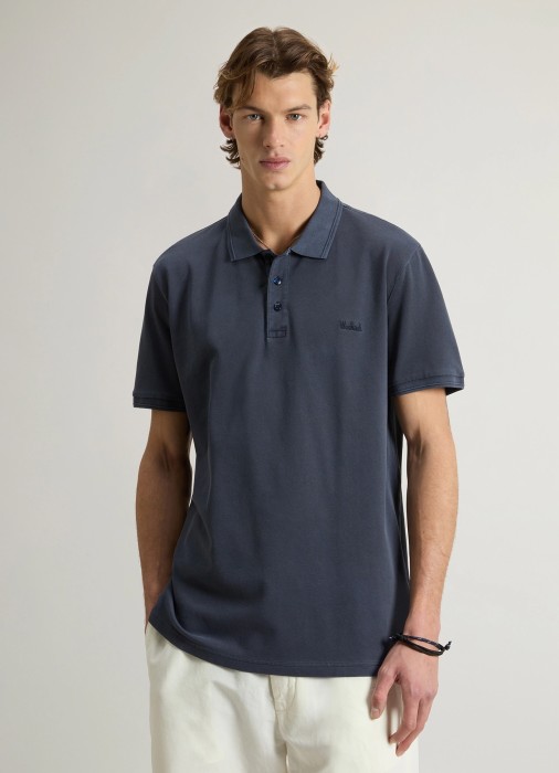 Товар синего цвета с внутренней стороны