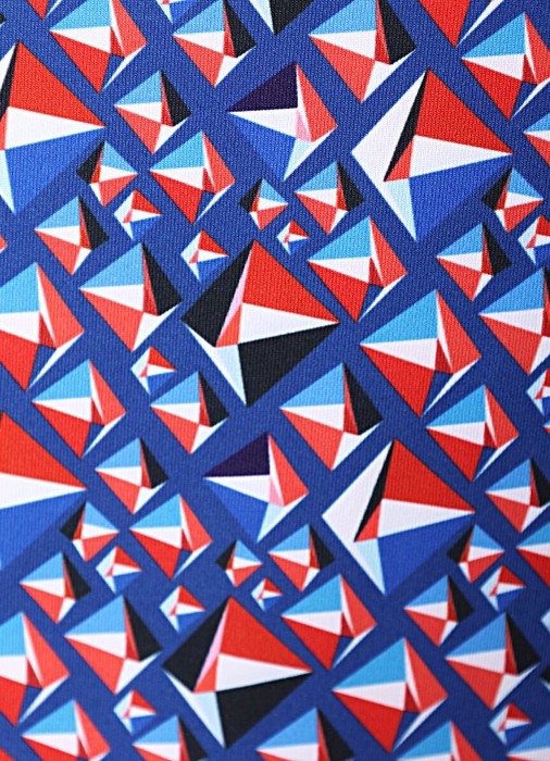 поло мужское  по цене 7000 руб вид справа