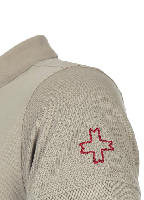 поло мужское  из швейцарии вид сбоку