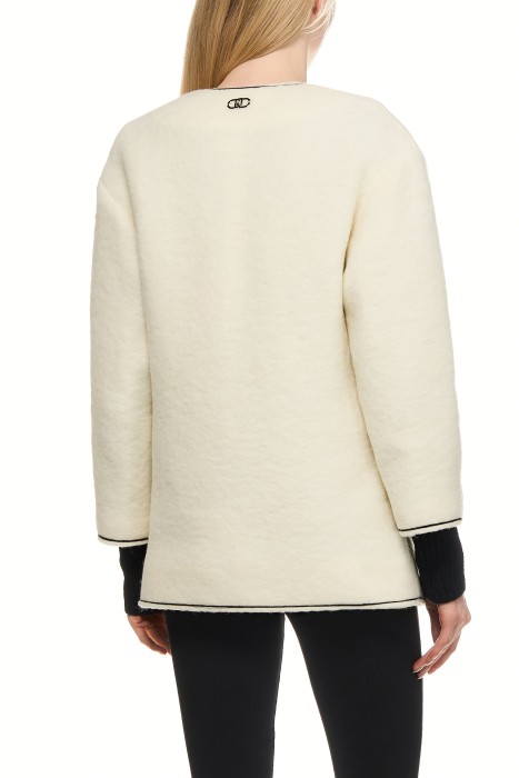 Товар с артикулом WF4314J4070 вид сзади