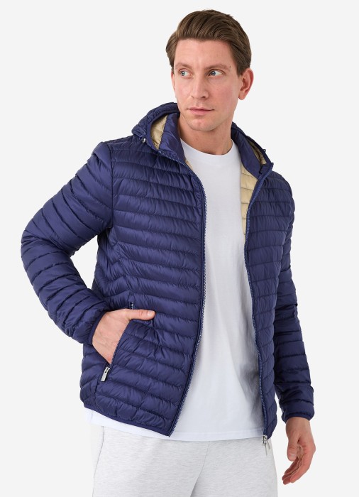 Товар синего цвета с внутренней стороны