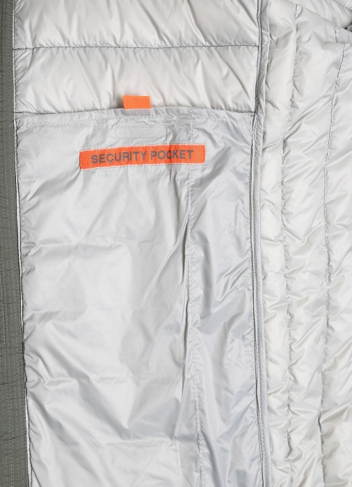 пуховик мужской ugo  по цене 47920 руб вид справа