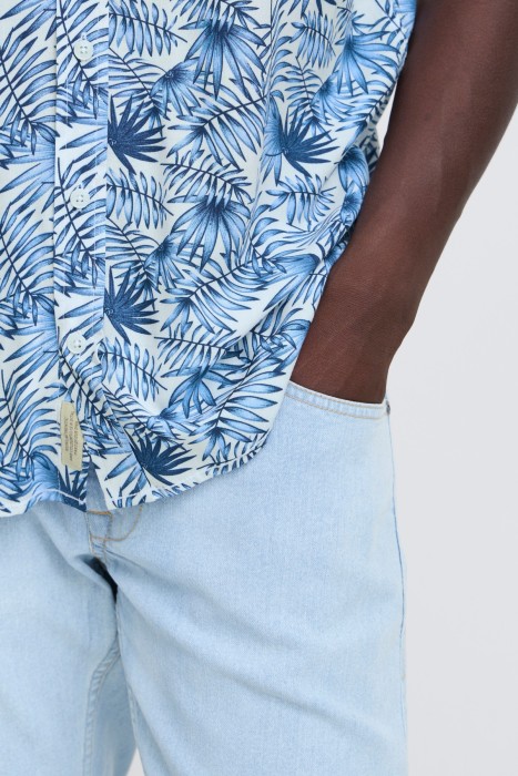 Товар синего цвета с внутренней стороны