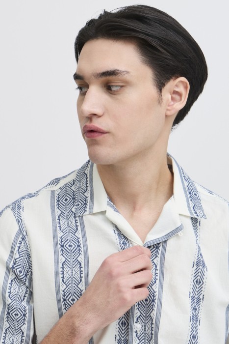 рубашка мужская jayden  из хлопка спереди