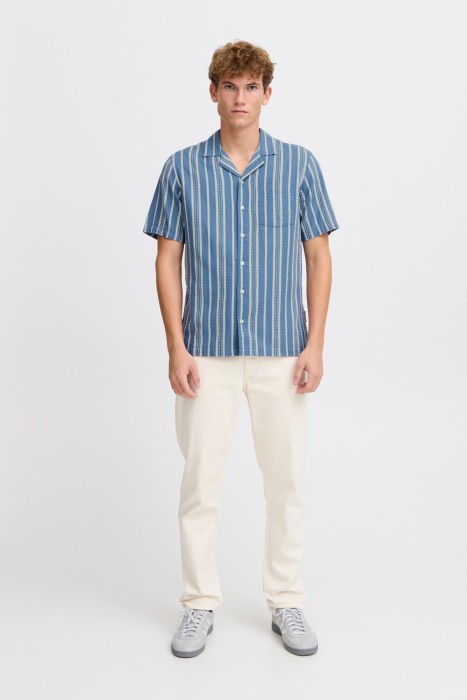 рубашка мужская  milton  по цене 6240 руб вид справа