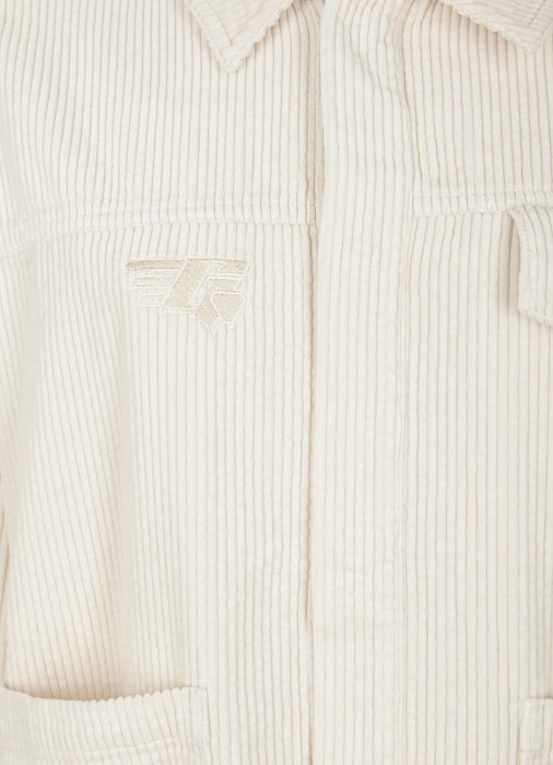 Товар бежевого цвета с внутренней стороны