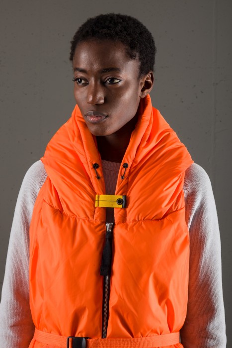 шарф женский estelle  по цене 38400 руб вид справа