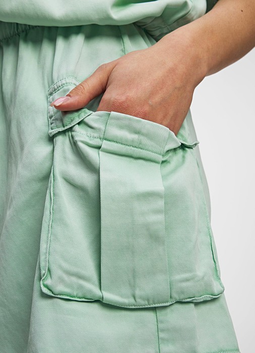 шорты-карго женские  из дании вид сбоку