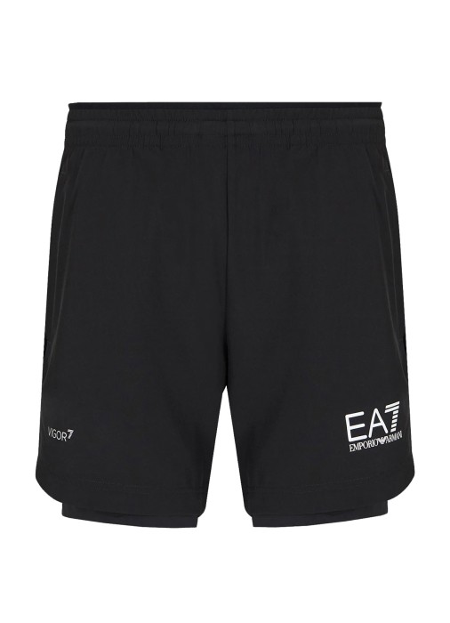 Товар черного цвета с внутренней стороны