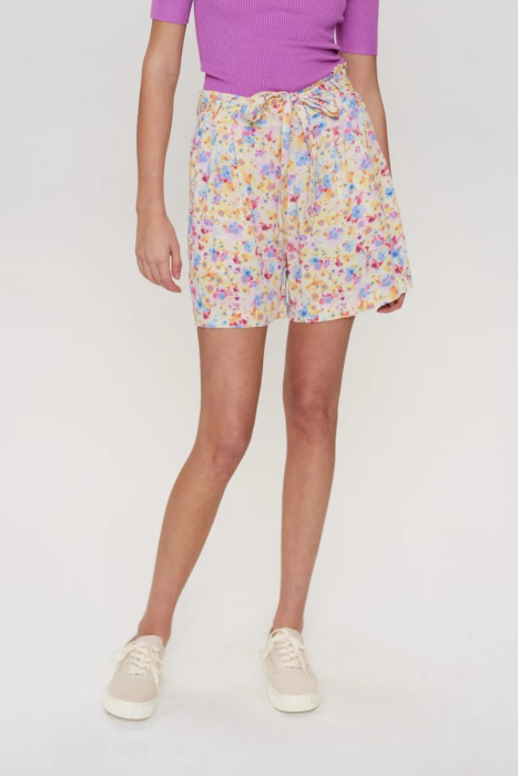 Товар разноцветного цвета с внутренней стороны