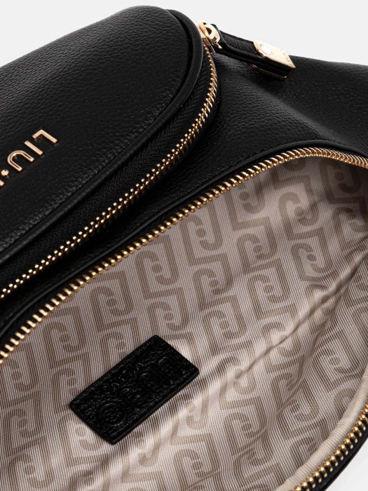 сумка поясная женская  по цене 18100 руб вид справа